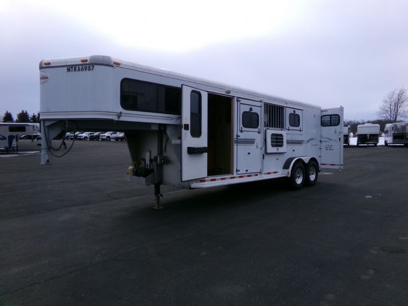 Used Horse Trailers for Sale