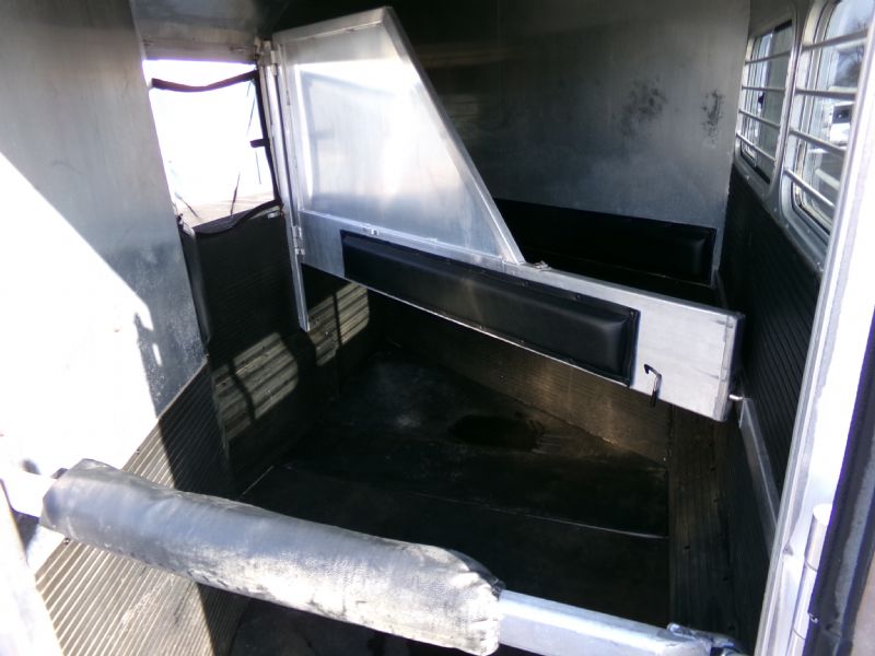 Used Horse Trailers for Sale