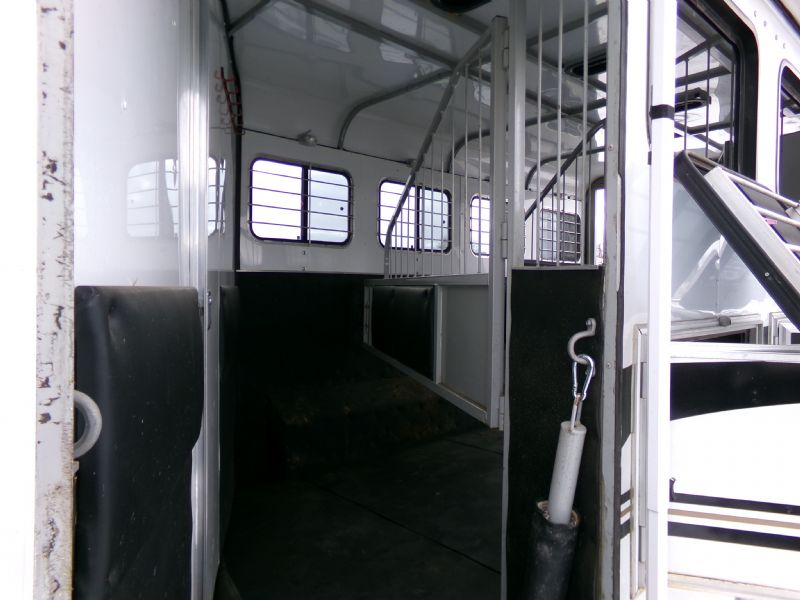 Used Horse Trailers for Sale