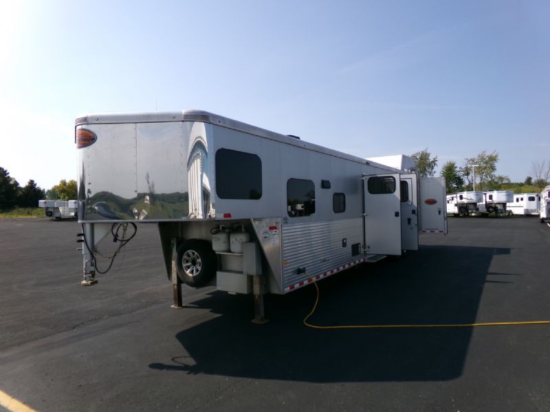 Used Horse Trailers for Sale