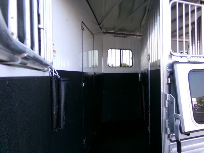 Used Horse Trailers for Sale