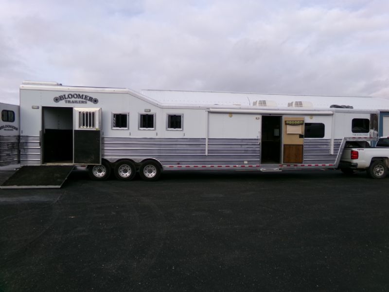 Used Horse Trailers for Sale