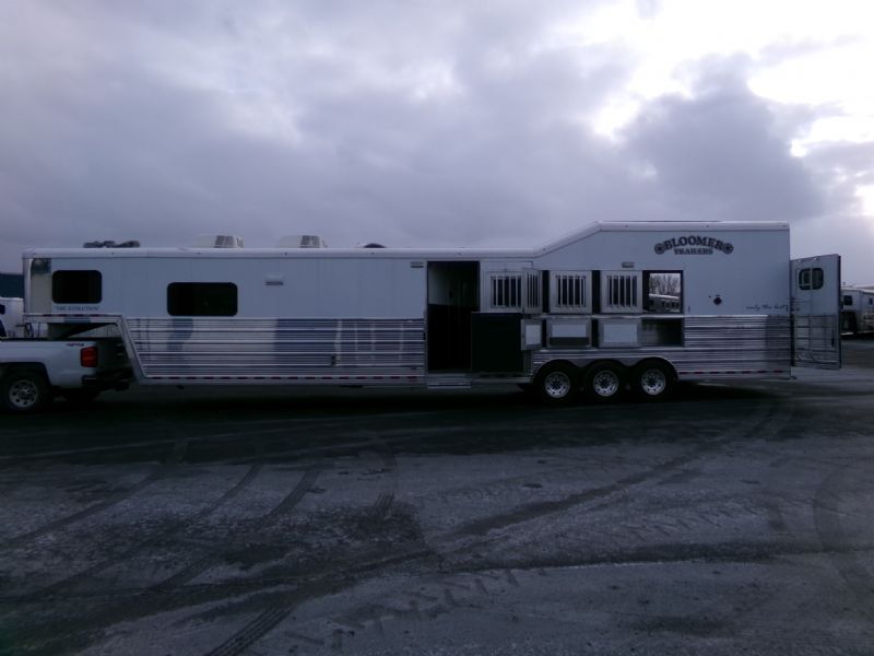 Used Horse Trailers for Sale