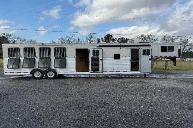 Used Horse Trailers for Sale