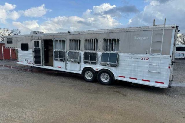 Used Horse Trailers for Sale