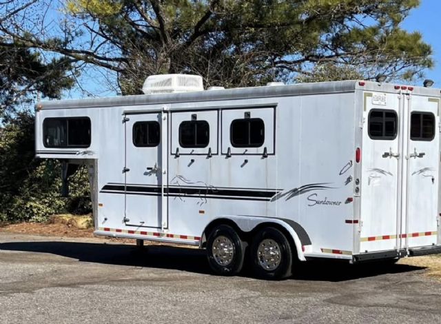 Used Horse Trailers for Sale