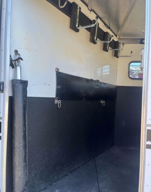 Used Horse Trailers for Sale