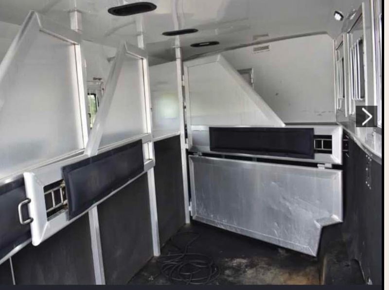 Used Horse Trailers for Sale