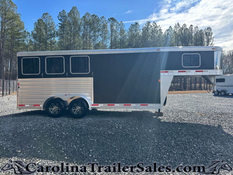 Used Horse Trailers for Sale