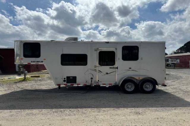 Used Horse Trailers for Sale