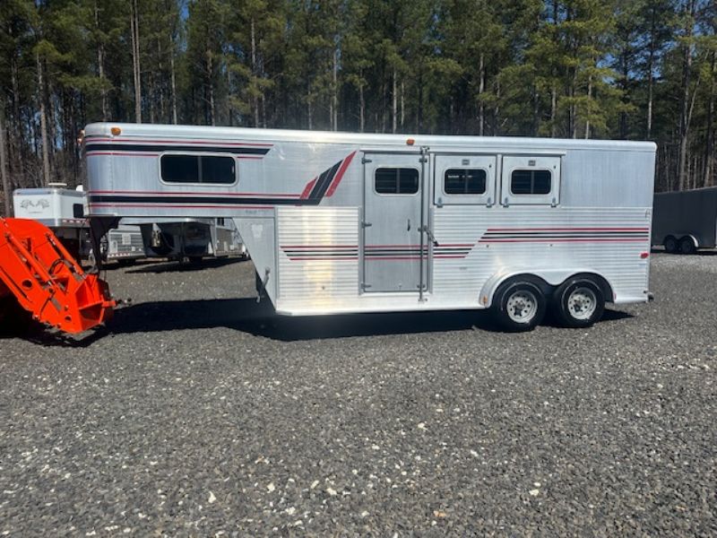 Used Horse Trailers for Sale