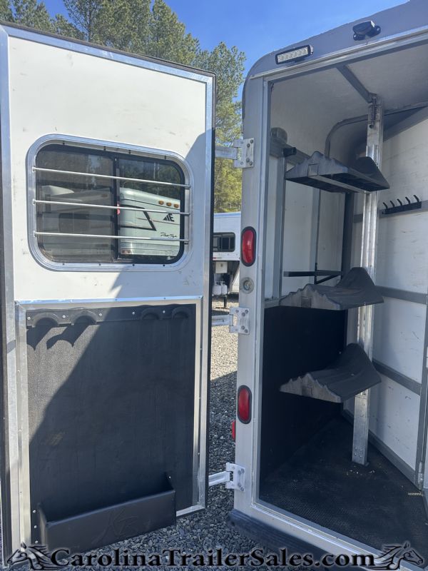 Used Horse Trailers for Sale