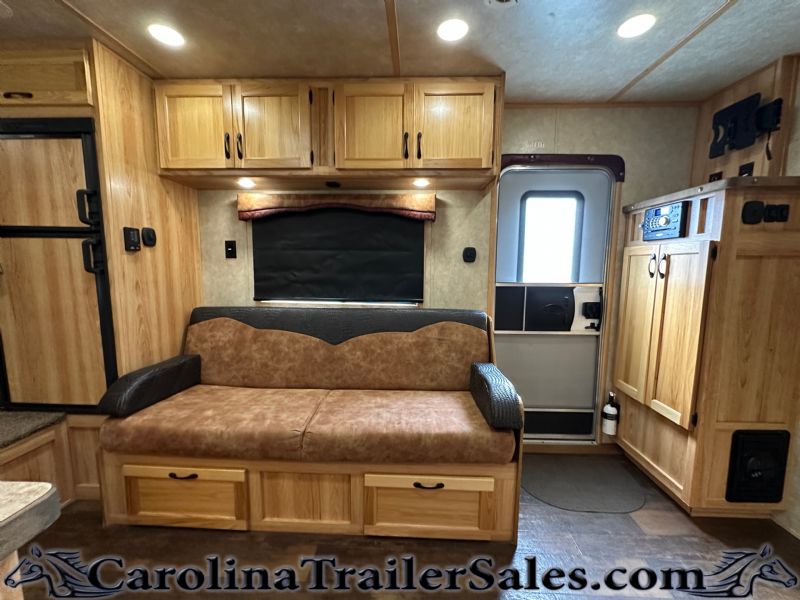 Used Horse Trailers for Sale