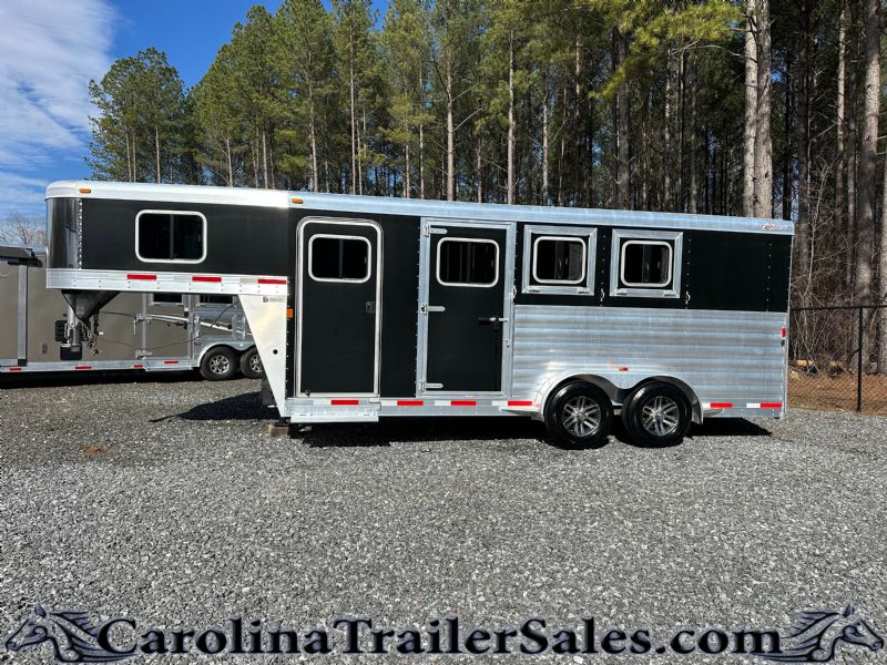 Used Horse Trailers for Sale