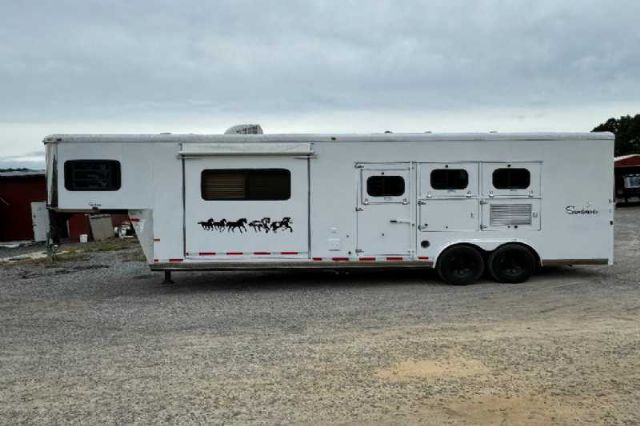 Used Horse Trailers for Sale